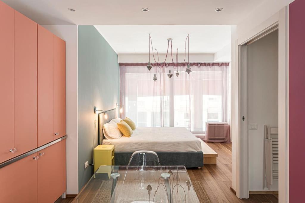 Amazing Apartment In Duomo Mediolan Zewnętrze zdjęcie