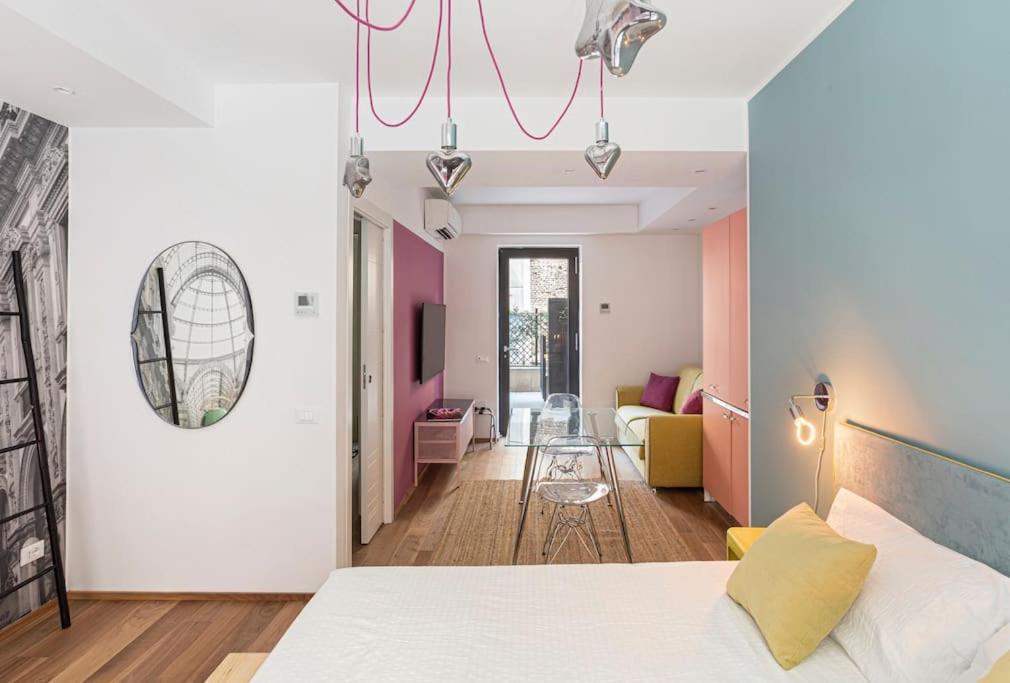 Amazing Apartment In Duomo Mediolan Zewnętrze zdjęcie